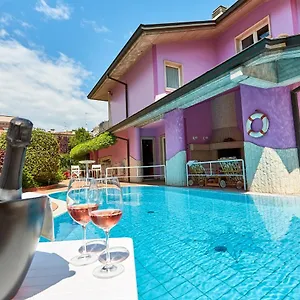3* Hotel Lilla