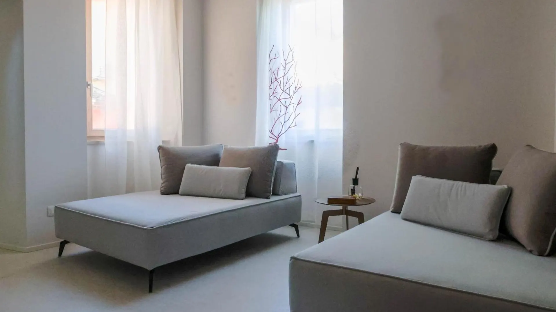 Vicolo Dei Signori Apartment Desenzano del Garda 0*,  Italy